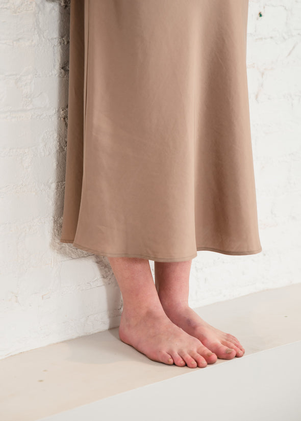 LUXE SKIRT (TAUPE)